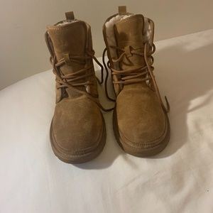 UGG Mens Harkley Boot in Chestnut